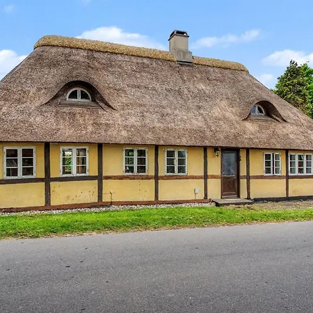 Sida - 1-3km From The Sea By Interhome *